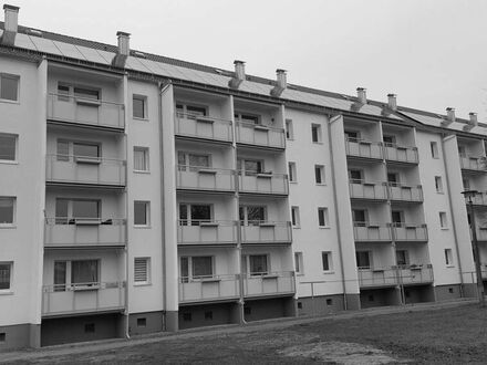 Dachsanierung,Photovoltaik,Balkone, 4 MFH in Güstrow / Statik bis LP 4